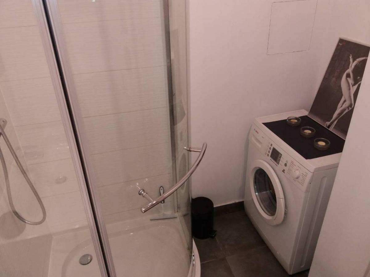 Apartament Wakacyjny U Adrianny Danzica Esterno foto